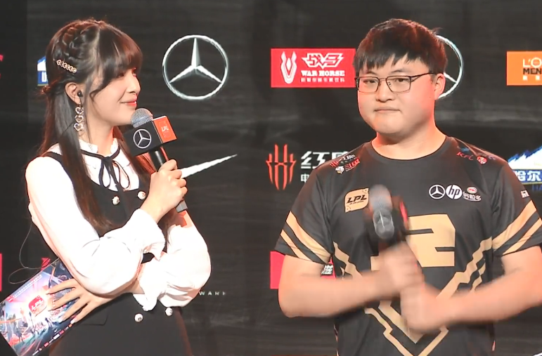 熊猫体育-Doinb回归赛场，大胜首场状态亮眼，雄鹿观众沸腾！的简单介绍