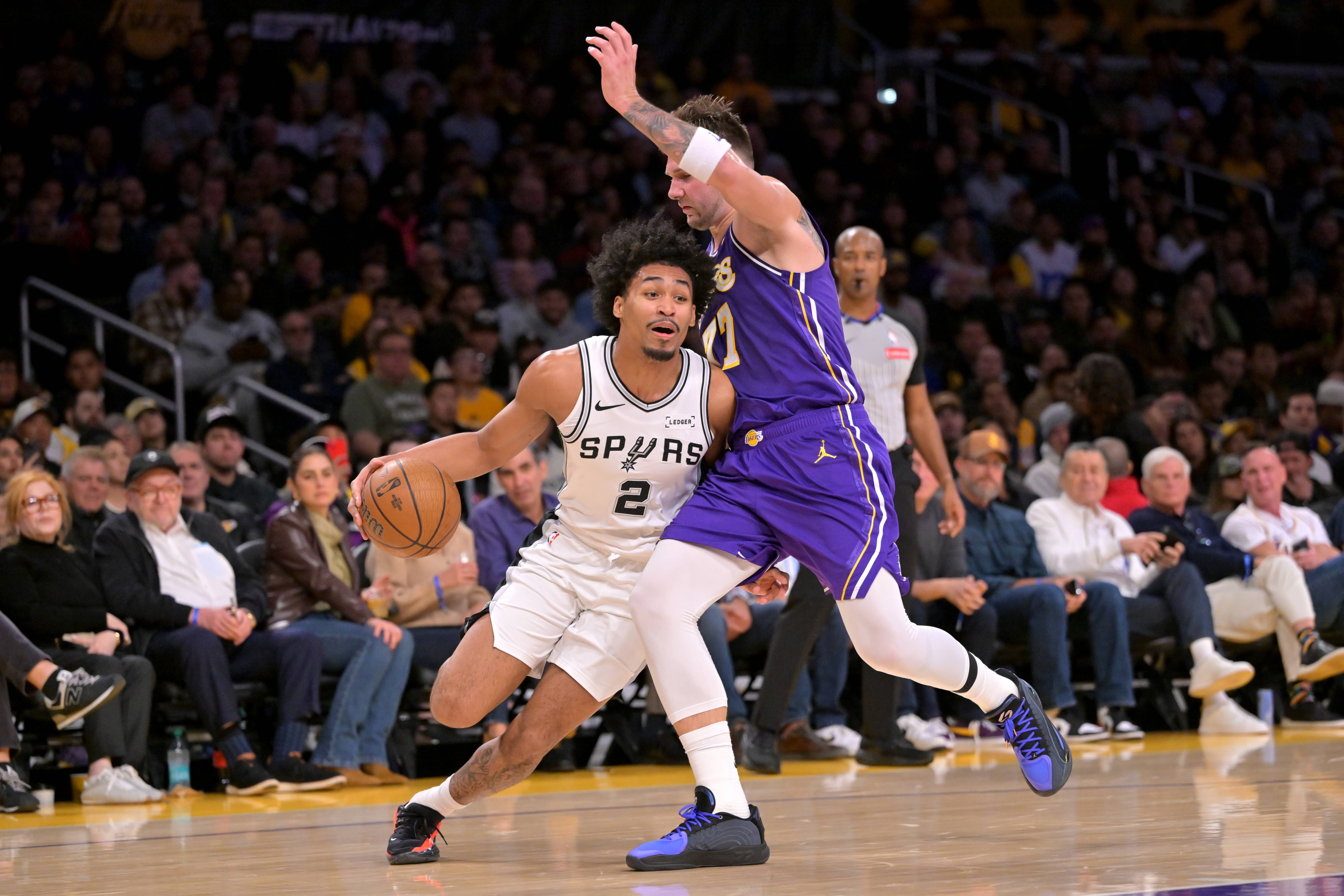 熊猫体育-东契奇在曼联比赛中赛况扑朔迷离，大胜引发热议！的简单介绍